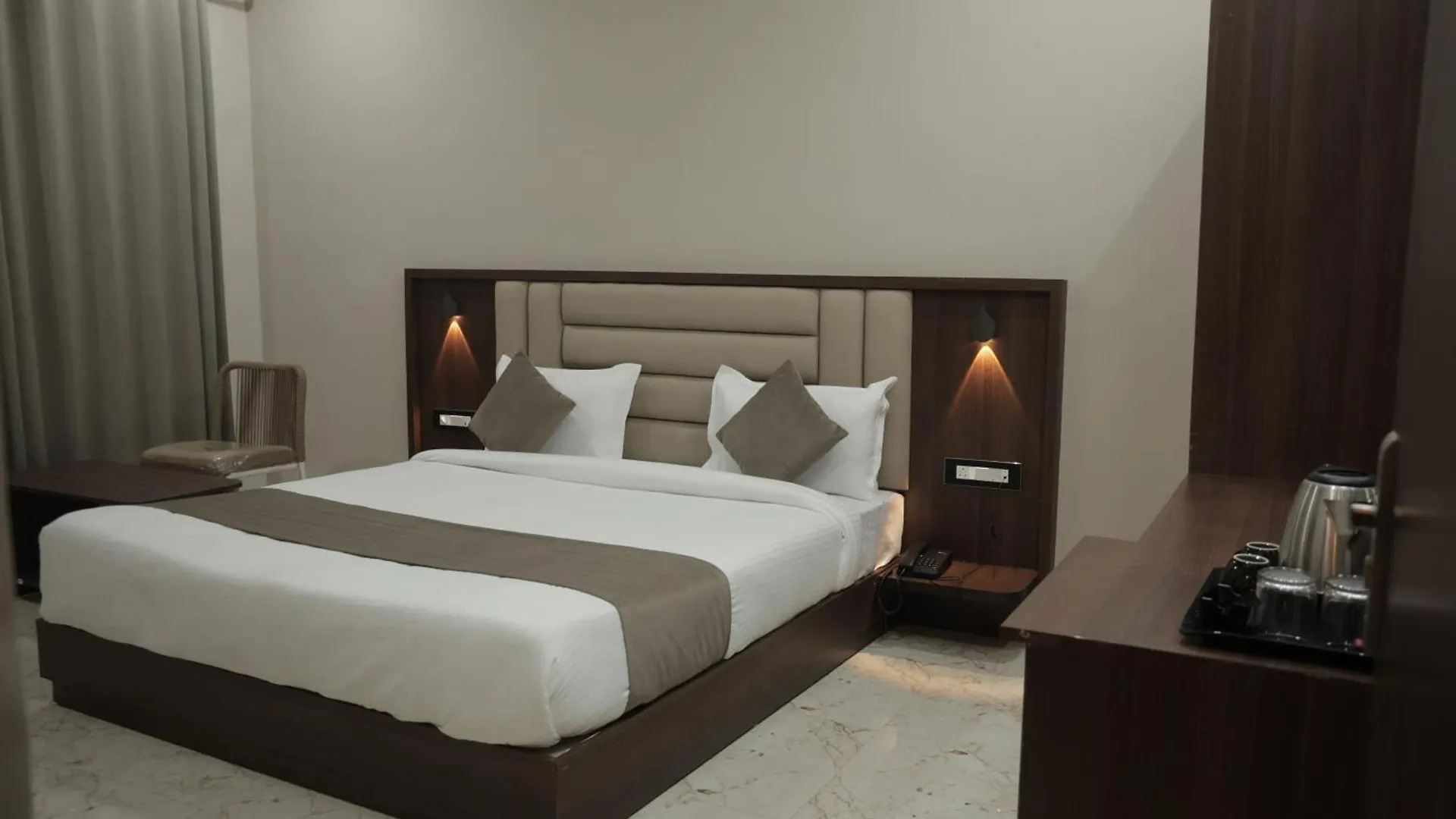 Hotel The Rainbow Inn Udaipur 3*,  India